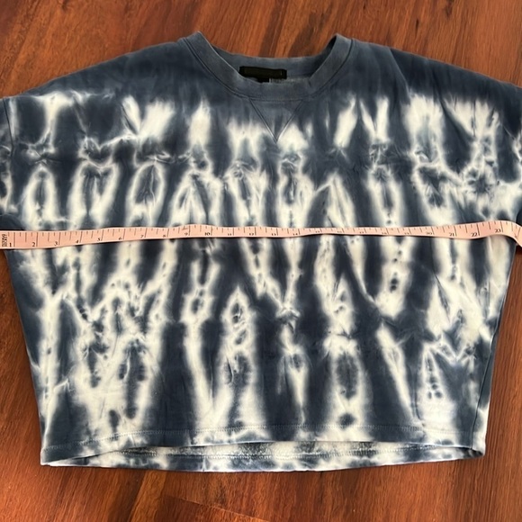 Tie Dye Cropped Crew Neck sweatshirt size small blue & white - Picture 9 of 14